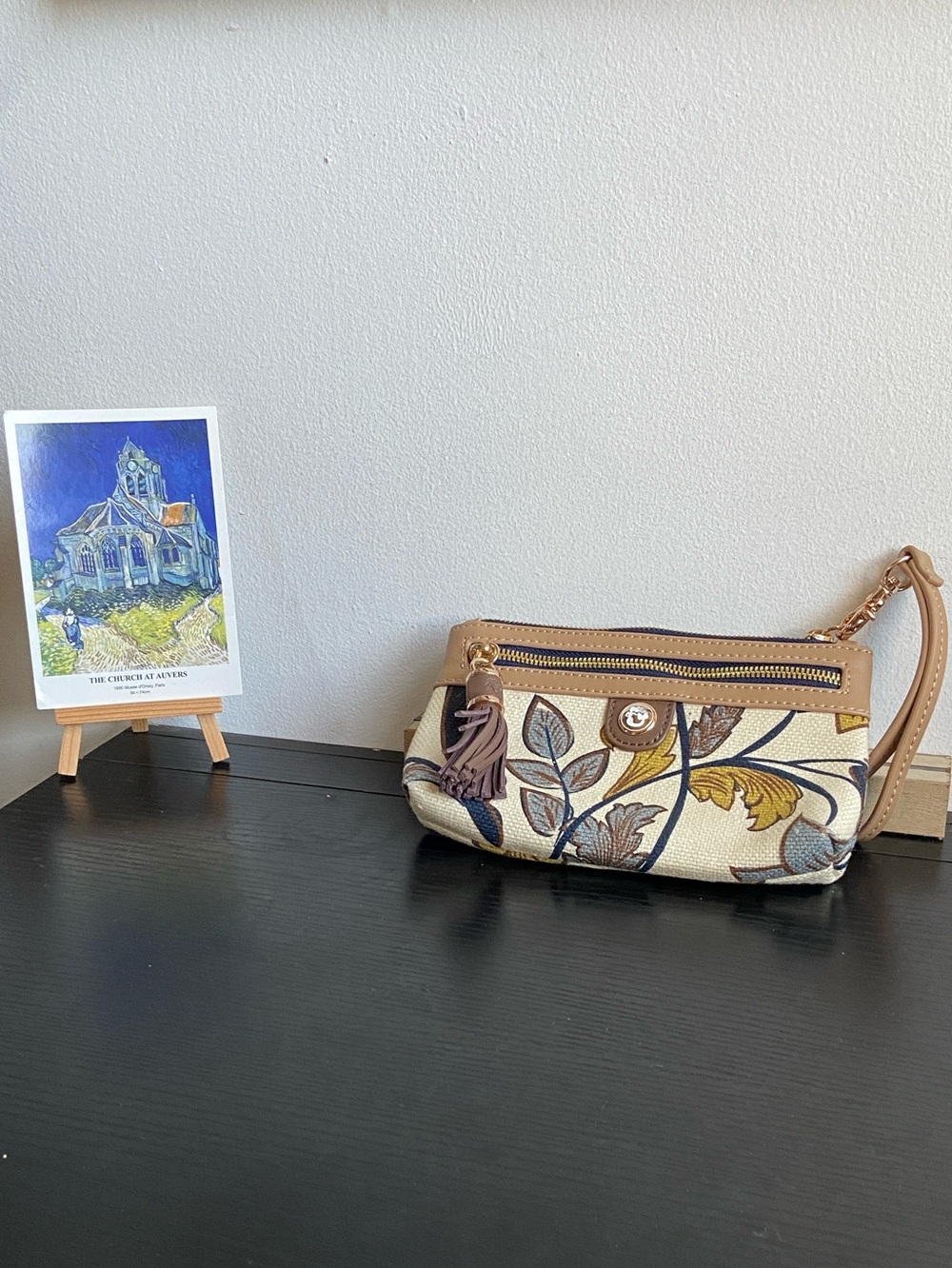 NWOT Spartina floral leather wristlet